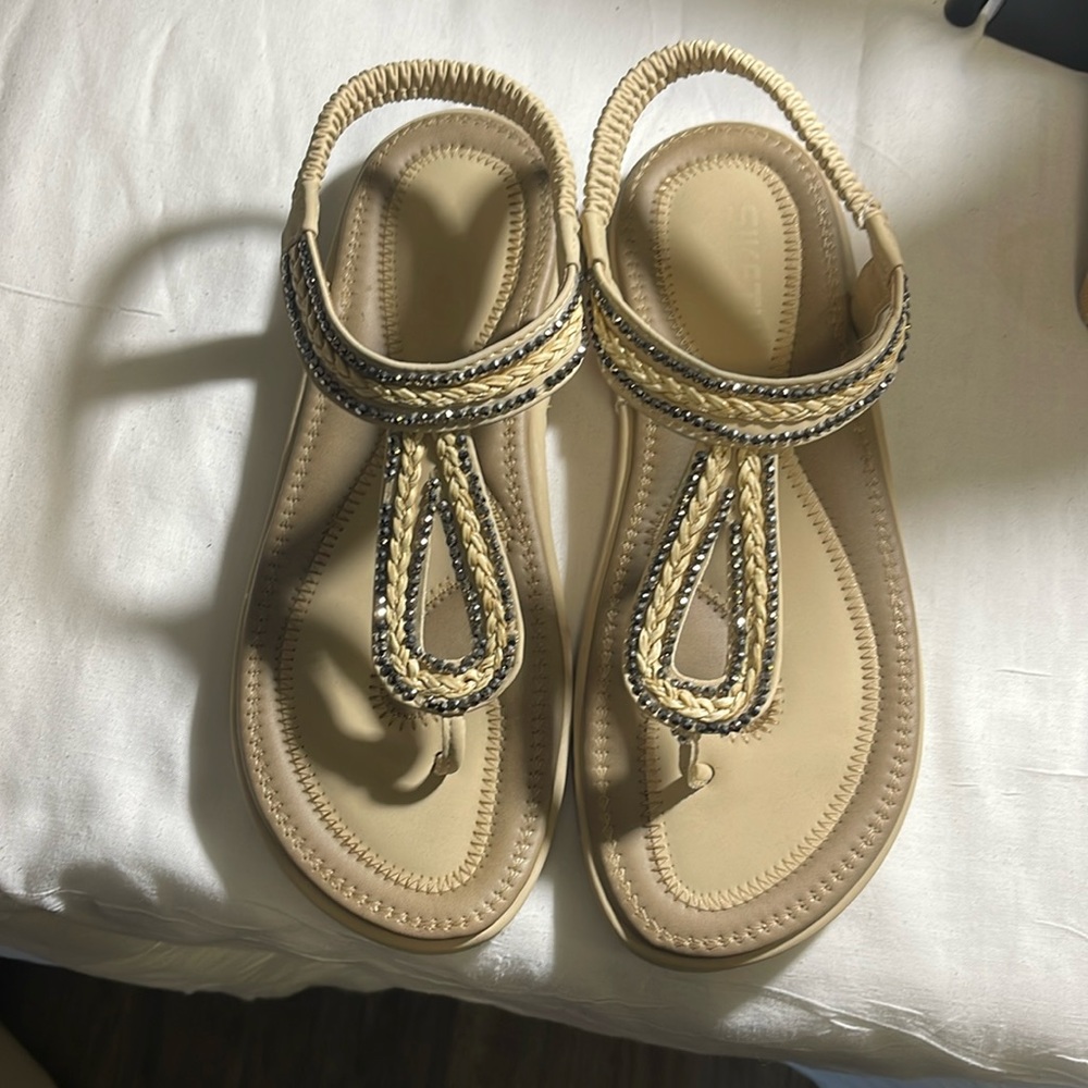 Pre loved Siketu Women's Beaded Rhinestone Braided Flip Flops Summer
Sandals